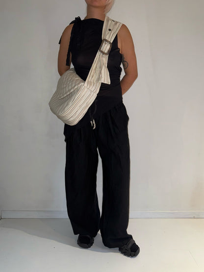 Anemone Wide belt Crossbody bag